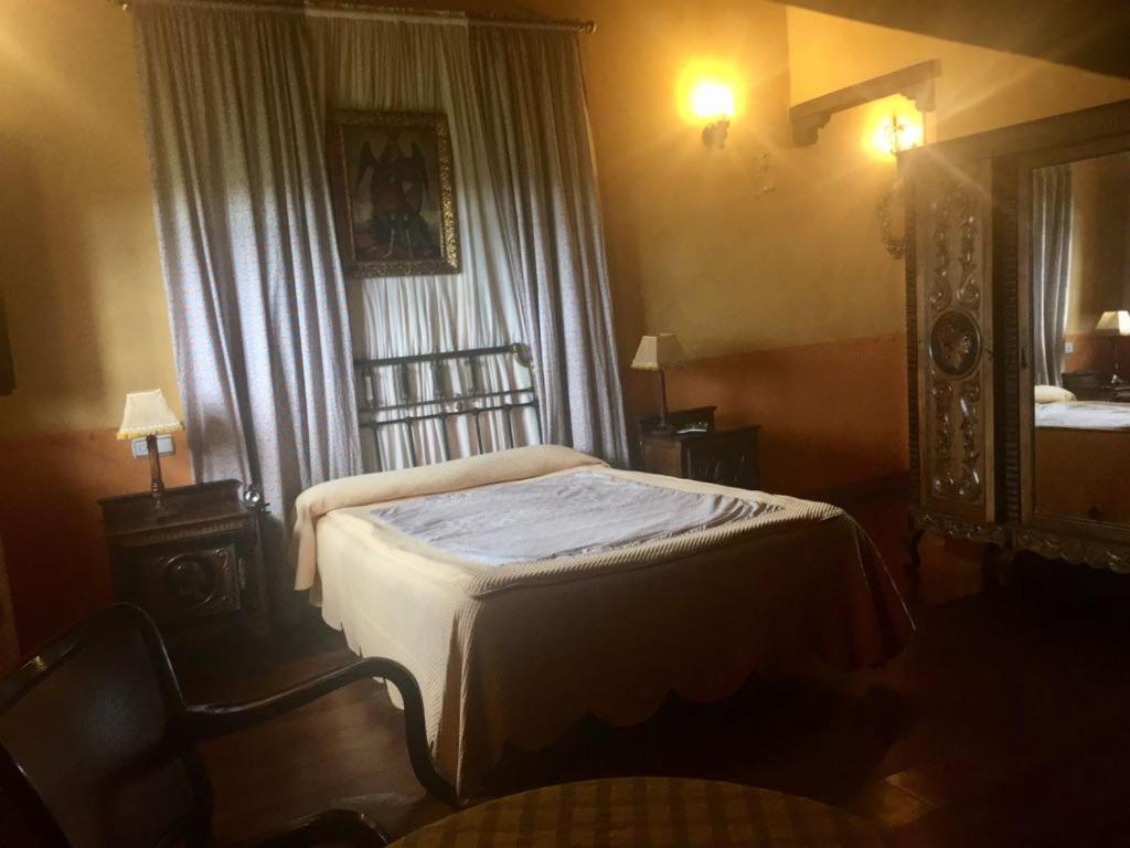 El Ama De Llaves Guest House Hontoria Exterior foto